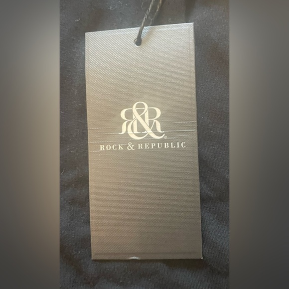 Rock & Republic Kiss Shirt - Picture 12 of 12